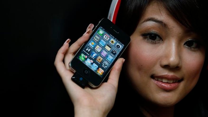iPhone 4 in Hand